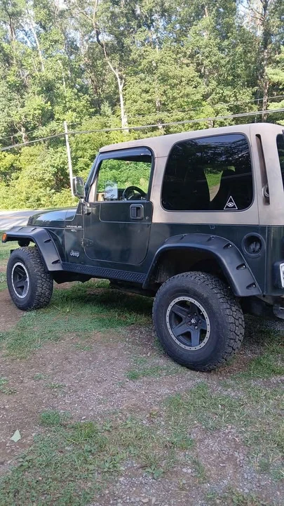 1998 Jeep TJ Wrangler - Image 3 of 4