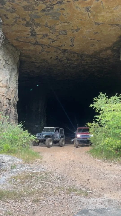 1998 Jeep TJ Wrangler - Image 2 of 3