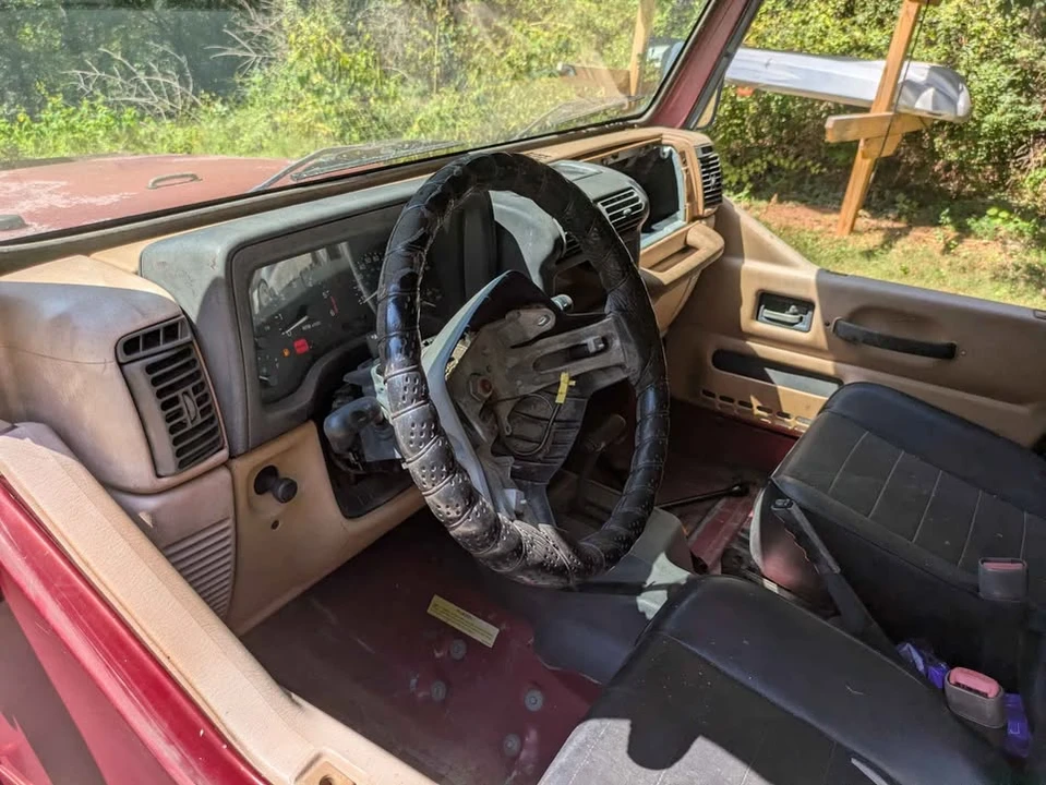 1998 Jeep TJ Wrangler - Image 6 of 7