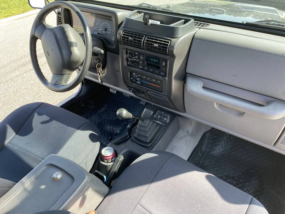 1998 Jeep TJ Wrangler - Image 6 of 9