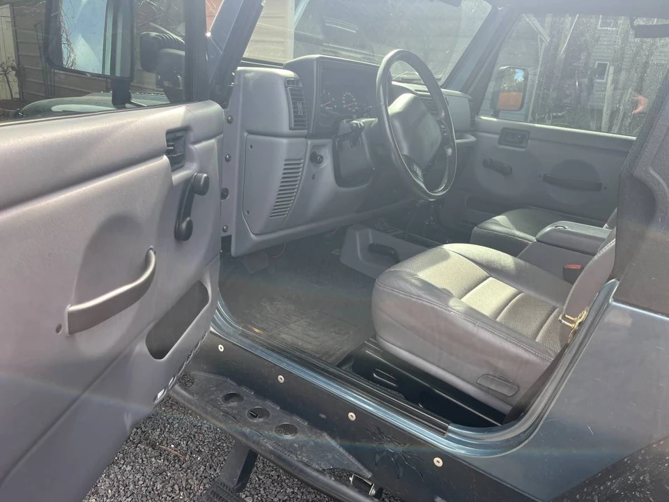 1998 Jeep TJ Wrangler - Image 6 of 17