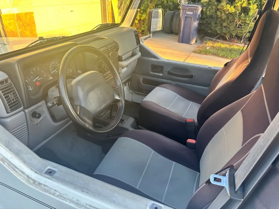 1998 Jeep TJ Wrangler - Image 4 of 9