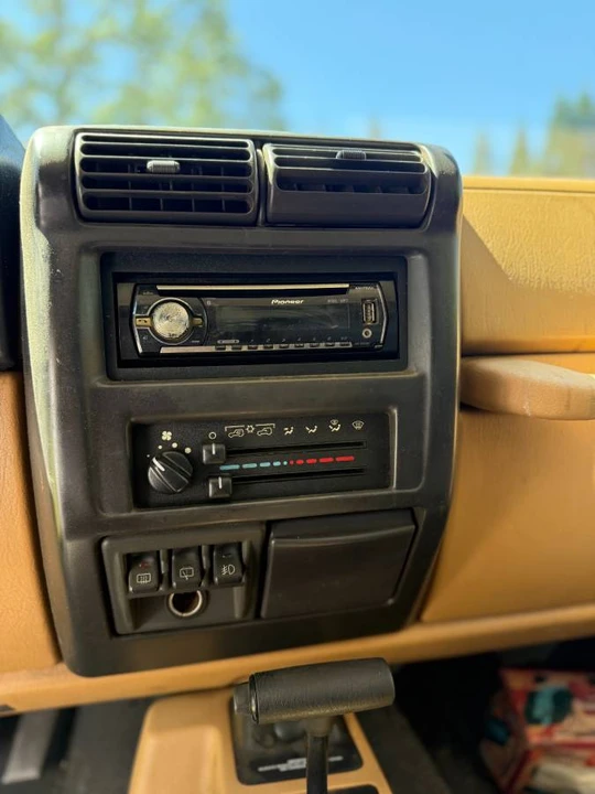 1998 Jeep TJ Wrangler - Image 4 of 6
