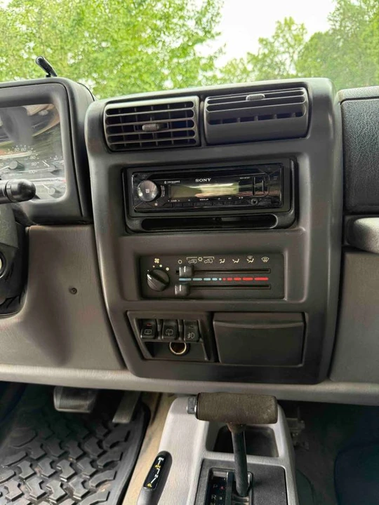 1998 Jeep TJ Wrangler - Image 18 of 22