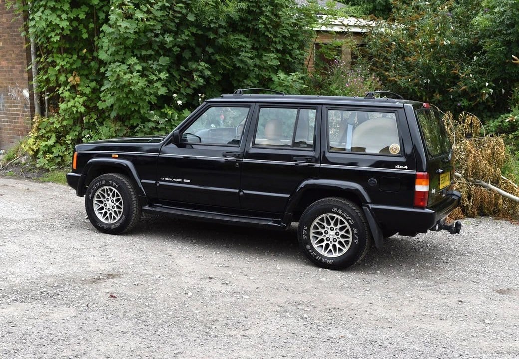 1998 Jeep XJ Cherokee - Image 13 of 30