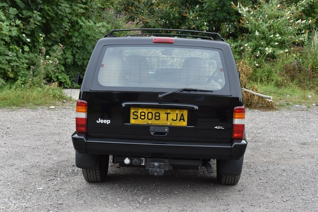 1998 Jeep XJ Cherokee - Image 17 of 30