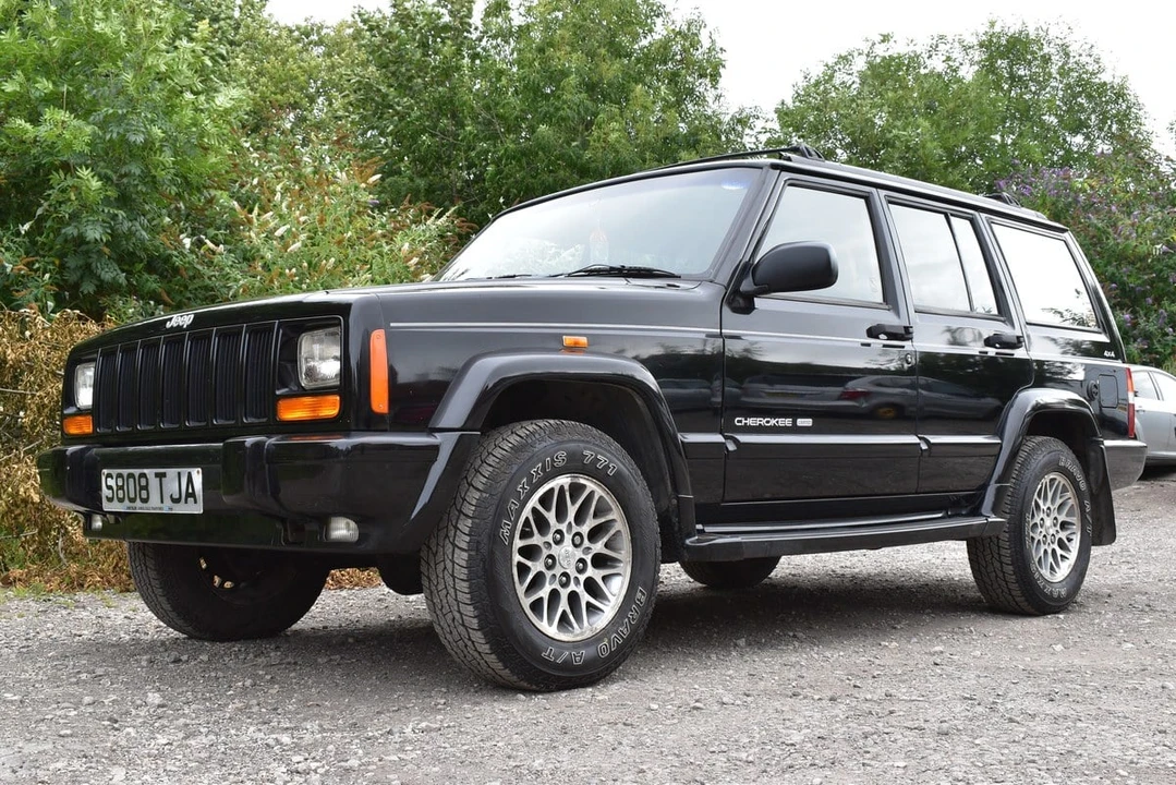1998 Jeep XJ Cherokee - Image 9 of 30