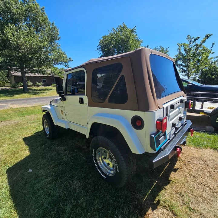 1998 Jeep TJ Wrangler - Image 4 of 17
