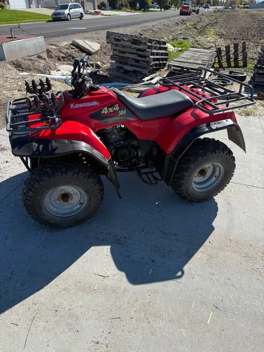 1998 Kawasaki - Image 4 of 10
