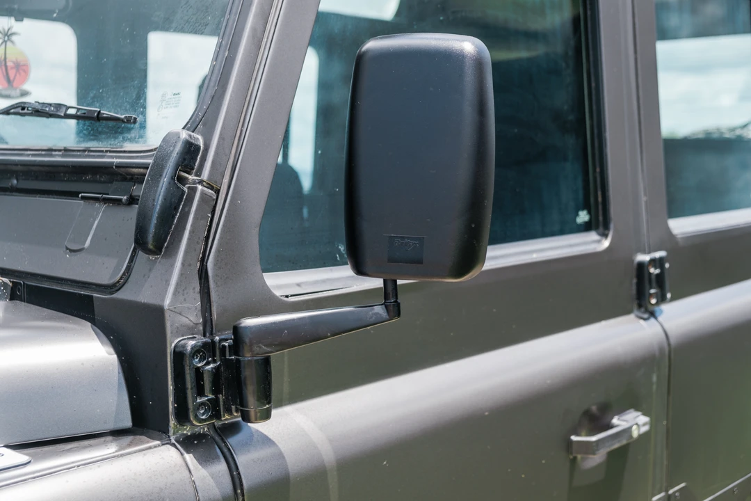 1998 Land Rover Defender 110 - Image 29 of 31