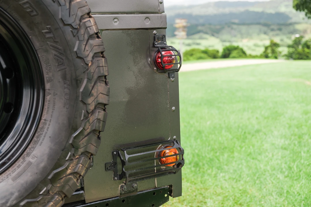 1998 Land Rover Defender 110 - Image 23 of 31
