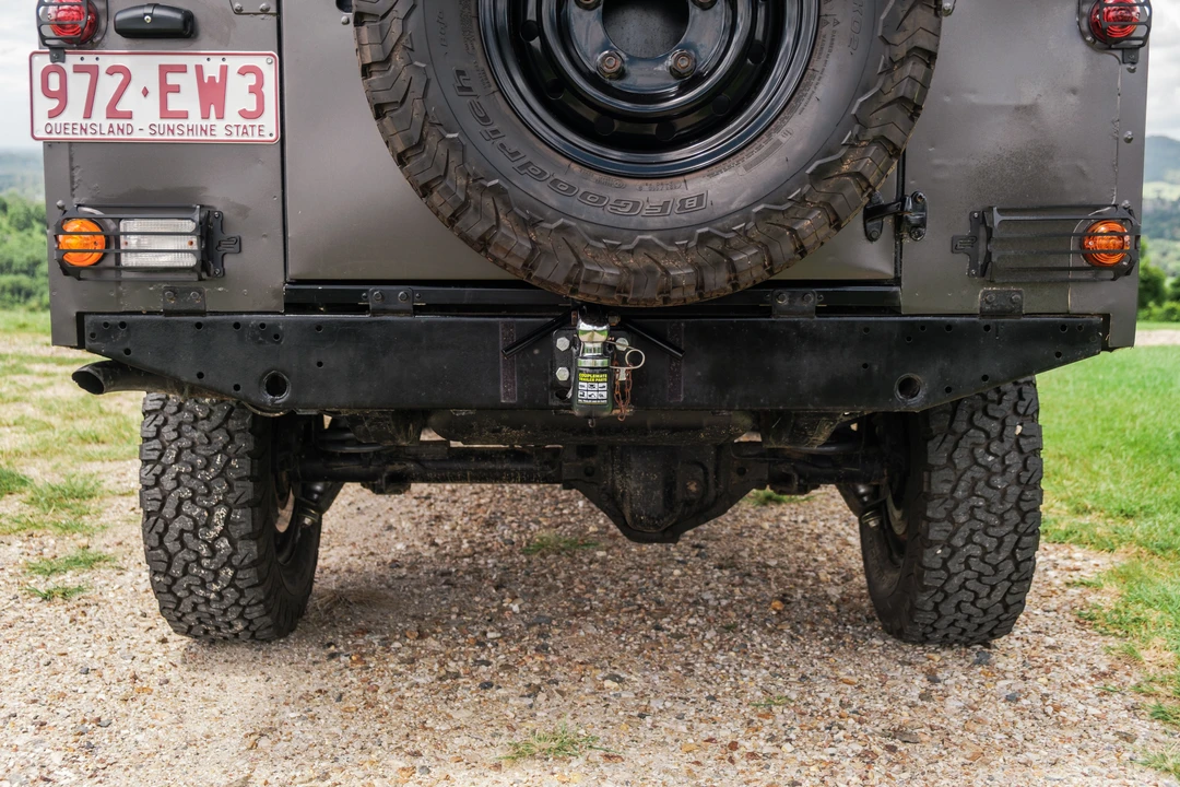 1998 Land Rover Defender 110 - Image 24 of 31