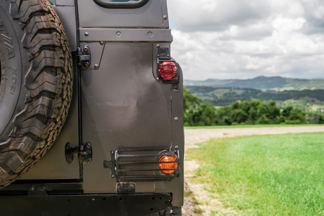 1998 Land Rover Defender 110 - Image 26 of 31