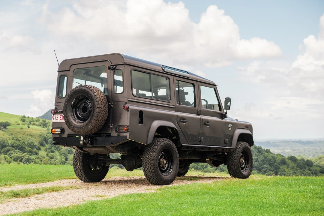 1998 Land Rover Defender 110 - Image 14 of 31
