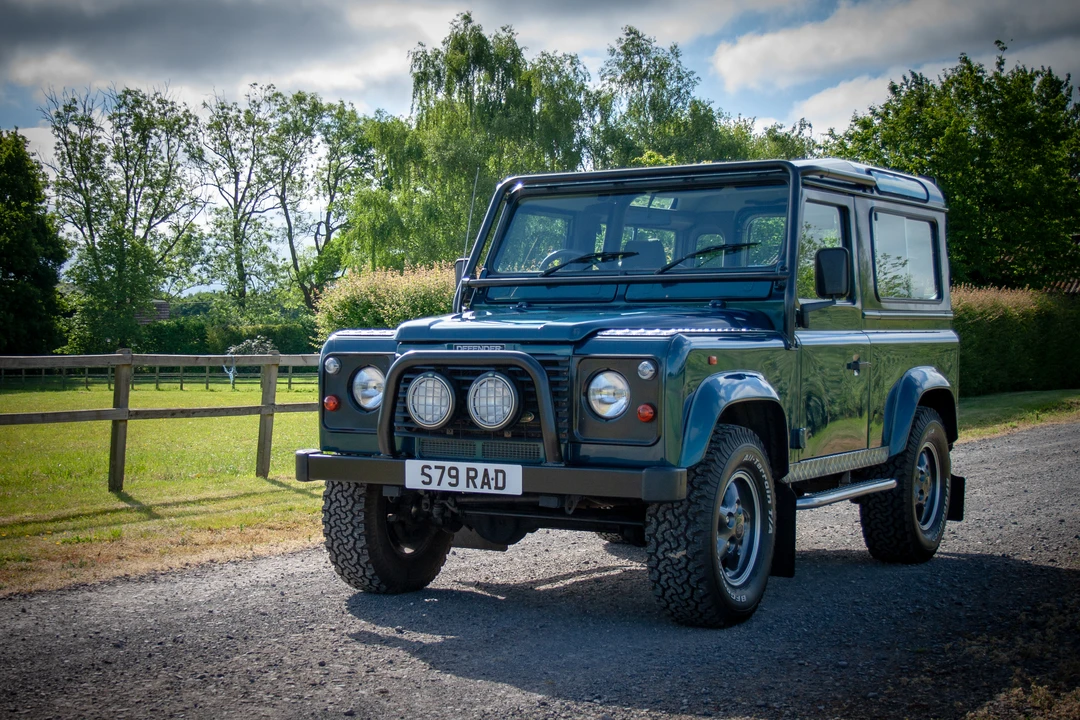 1998 Land Rover Defender 90 - Image 3 of 11