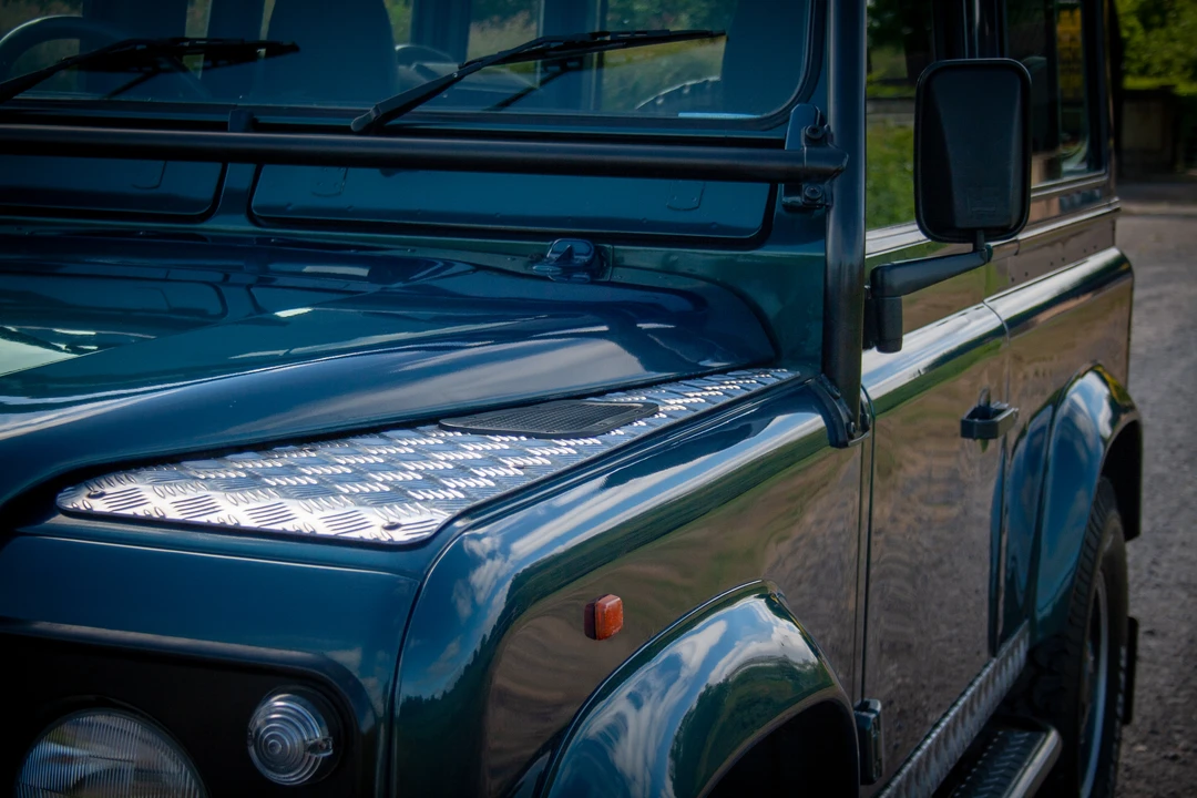 1998 Land Rover Defender 90 - Image 7 of 11