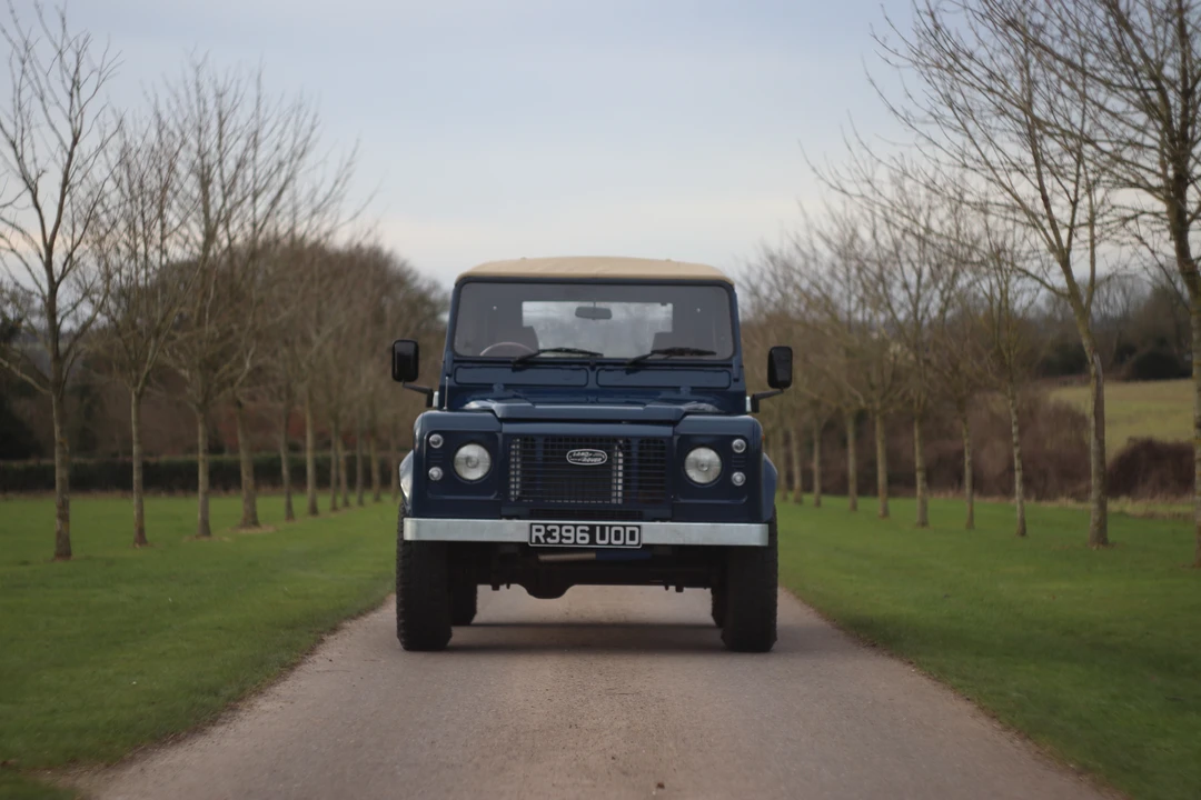 1998 Land Rover Defender 90 - Image 5 of 31