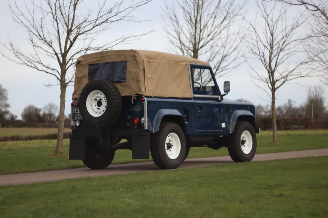 1998 Land Rover Defender 90 - Image 14 of 31
