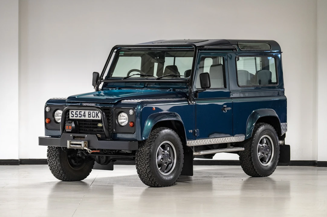 1998 Land Rover Defender 90 - Image 2 of 31