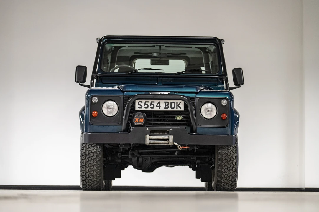 1998 Land Rover Defender 90 - Image 3 of 31