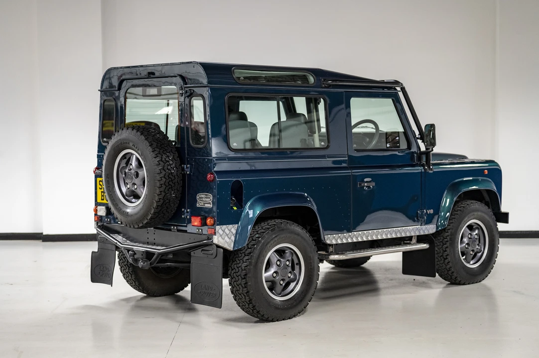 1998 Land Rover Defender 90 - Image 14 of 31