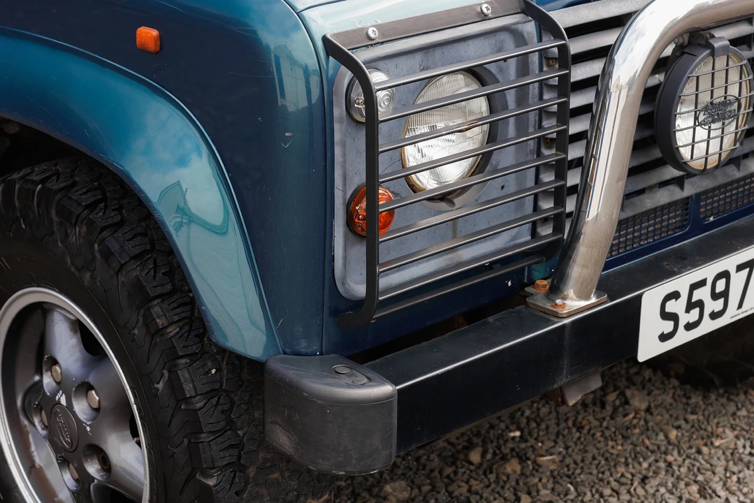 1998 Land Rover Defender 90 - Image 25 of 31