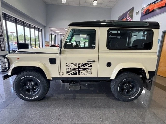 1998 Land Rover Defender 90 - Image 2 of 12