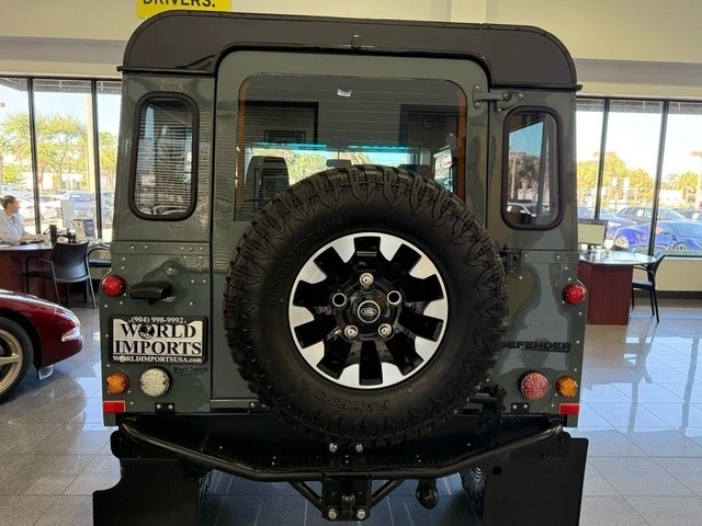 1998 Land Rover Defender 90 - Image 11 of 12
