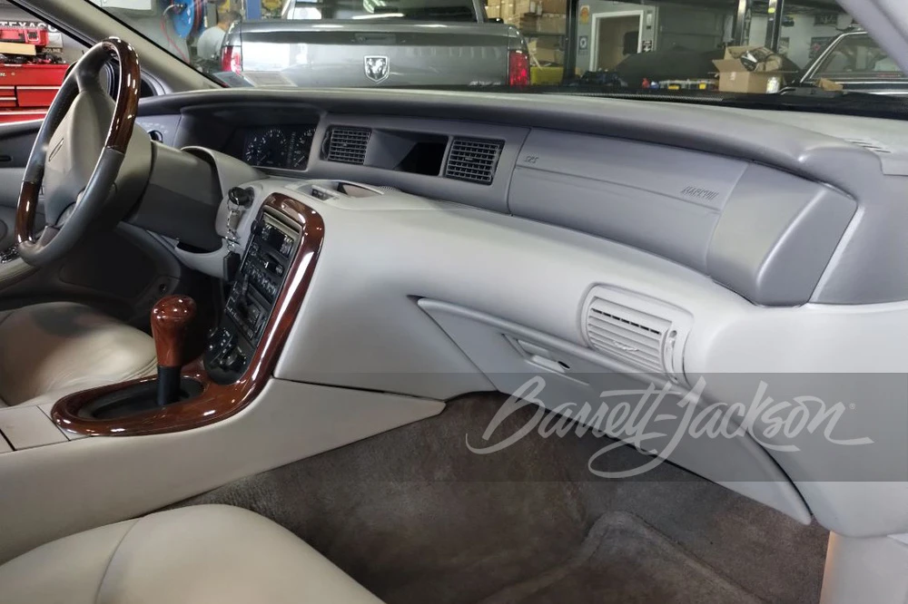 1998 Lincoln Continental Mark VIII - Image 9 of 31