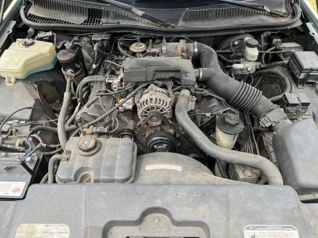 1998 Lincoln Continental 9th Gen - Image 9 of 9