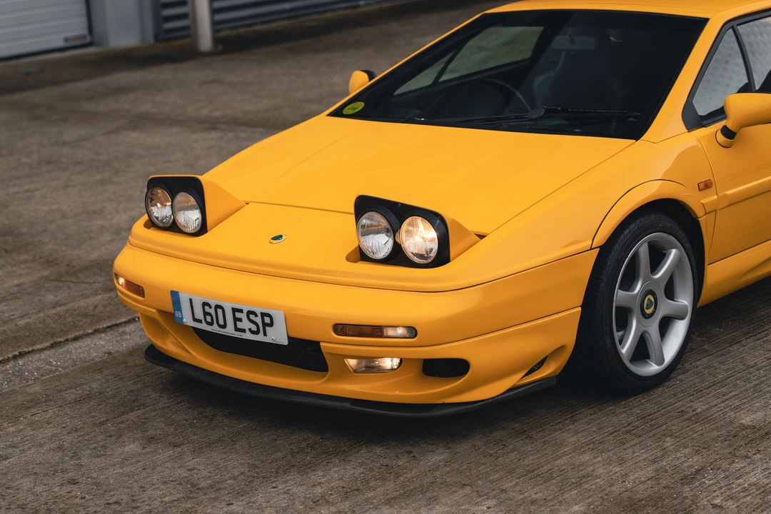 1998 Lotus Esprit Series 4 - Image 30 of 31