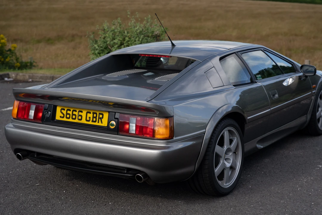1998 Lotus Esprit Series 4 - Image 16 of 31