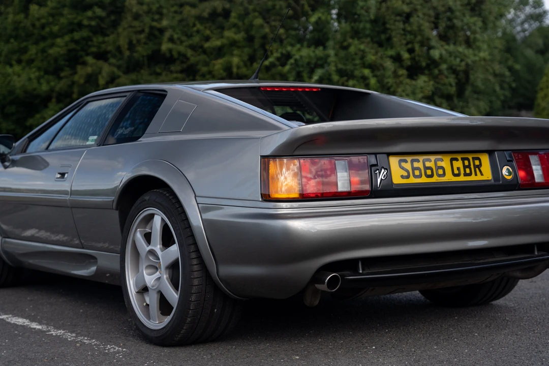 1998 Lotus Esprit Series 4 - Image 17 of 31