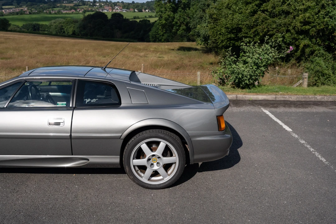 1998 Lotus Esprit Series 4 - Image 29 of 31