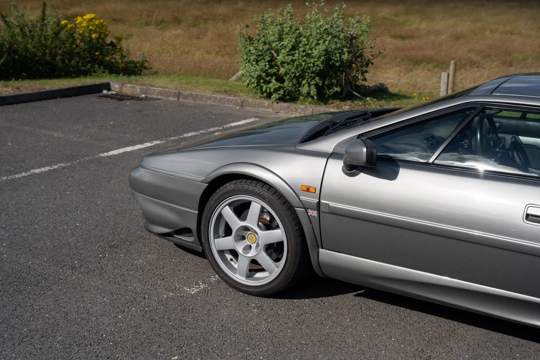1998 Lotus Esprit Series 4 - Image 30 of 31