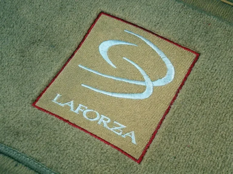 1998 LaForza - Image 27 of 31