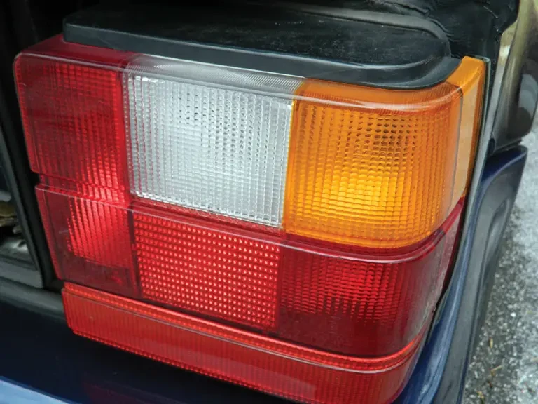1998 LaForza - Image 26 of 31