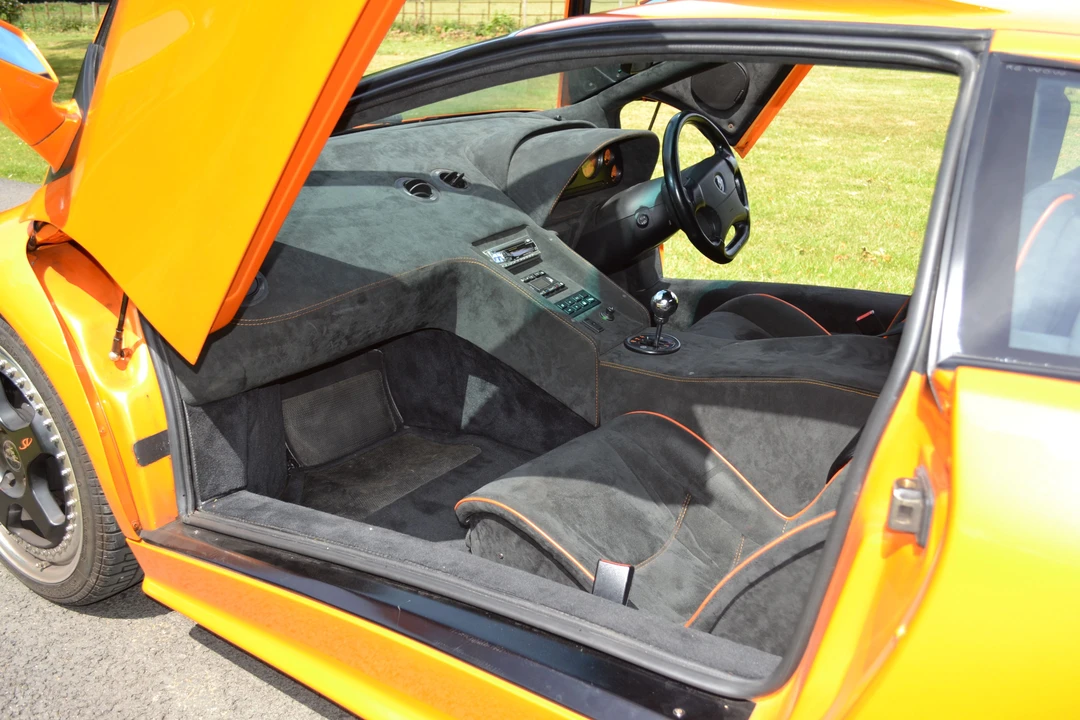 1998 Lamborghini Diablo SV - Image 6 of 19