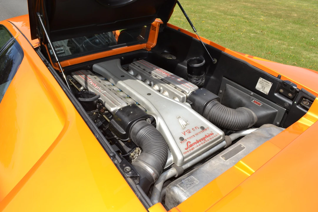 1998 Lamborghini Diablo SV - Image 9 of 19