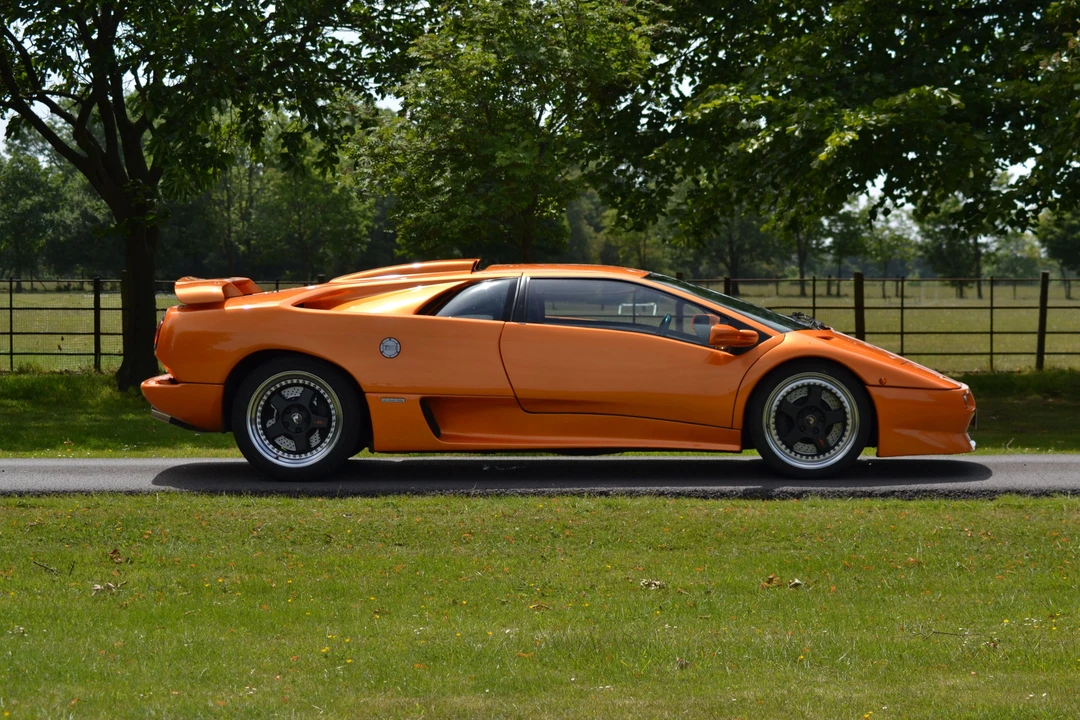 1998 Lamborghini Diablo SV - Image 15 of 19