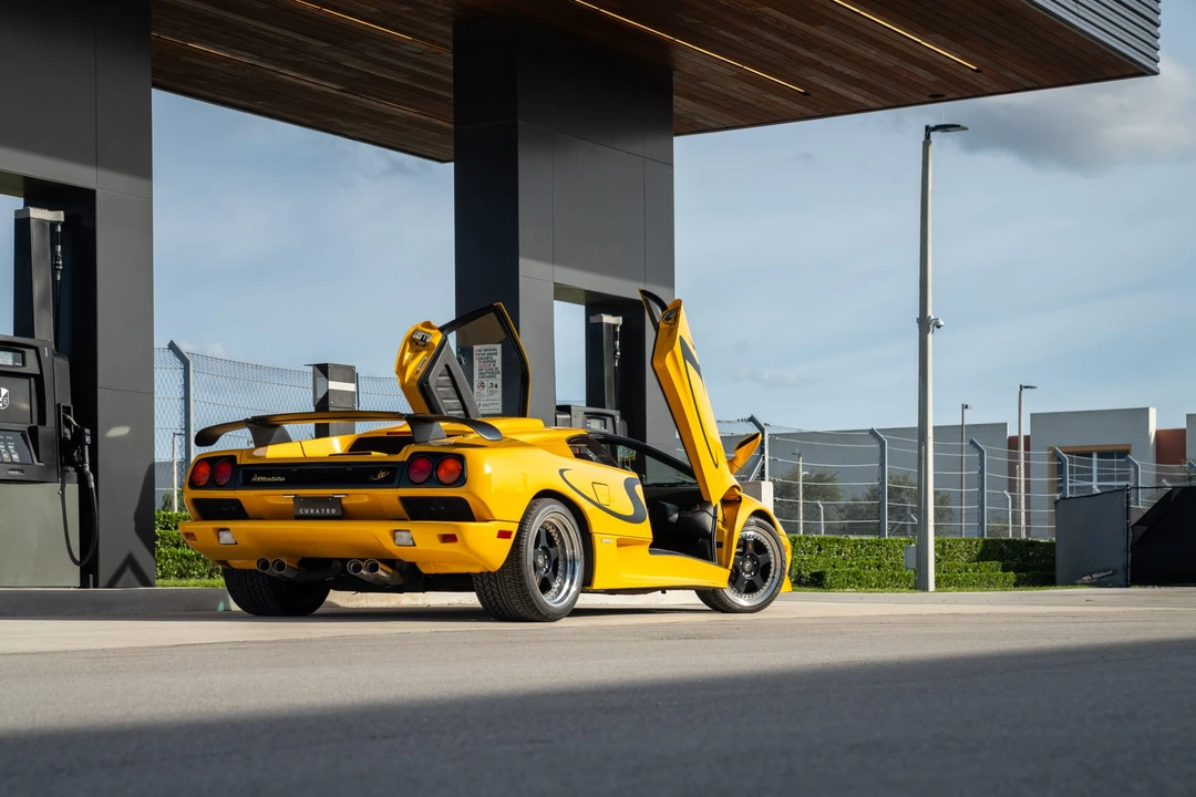 1998 Lamborghini Diablo SV - Image 15 of 31