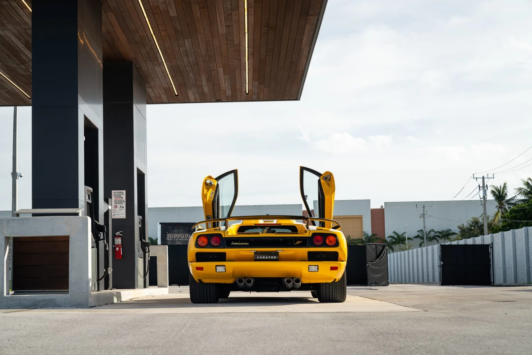 1998 Lamborghini Diablo SV - Image 18 of 31