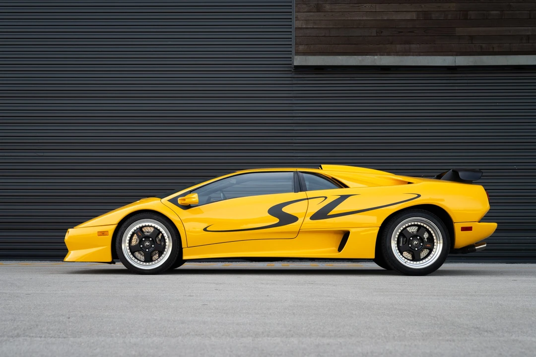 1998 Lamborghini Diablo SV - Image 9 of 31