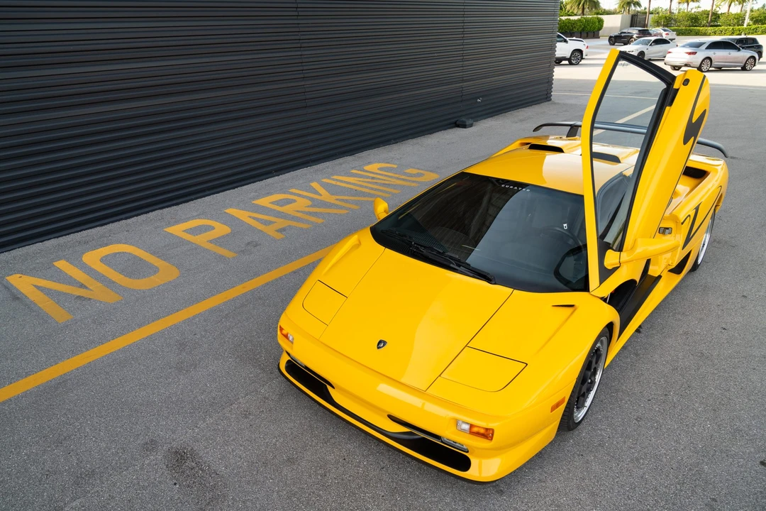 1998 Lamborghini Diablo SV - Image 10 of 31