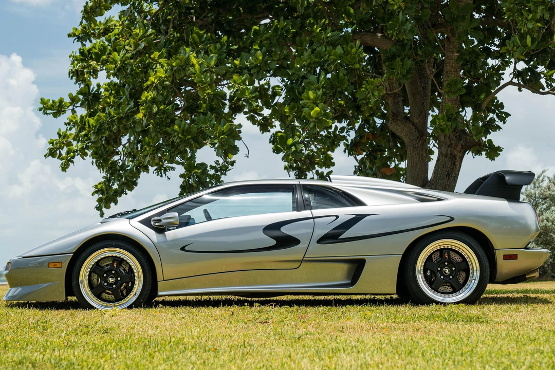 1998 Lamborghini Diablo SV - Image 3 of 31