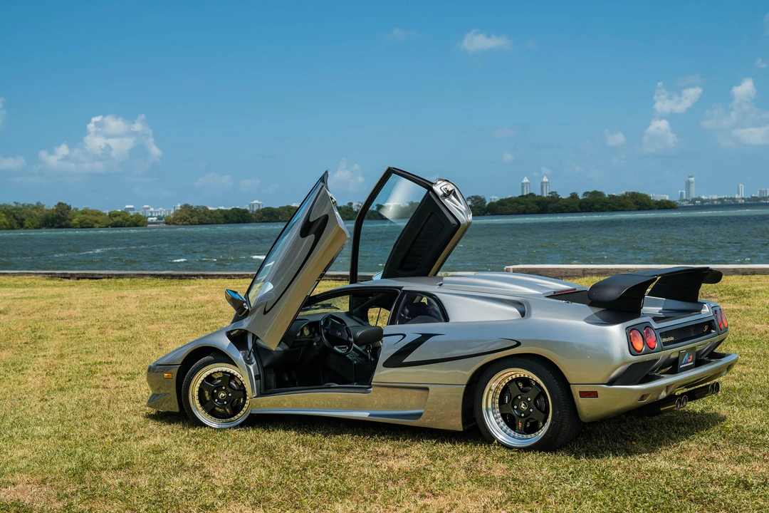 1998 Lamborghini Diablo SV - Image 23 of 31