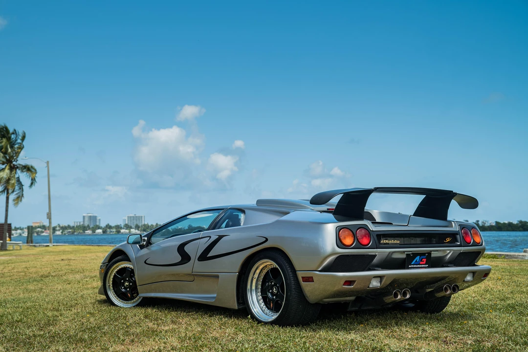 1998 Lamborghini Diablo SV - Image 9 of 31