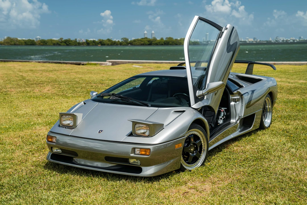 1998 Lamborghini Diablo SV - Image 17 of 31