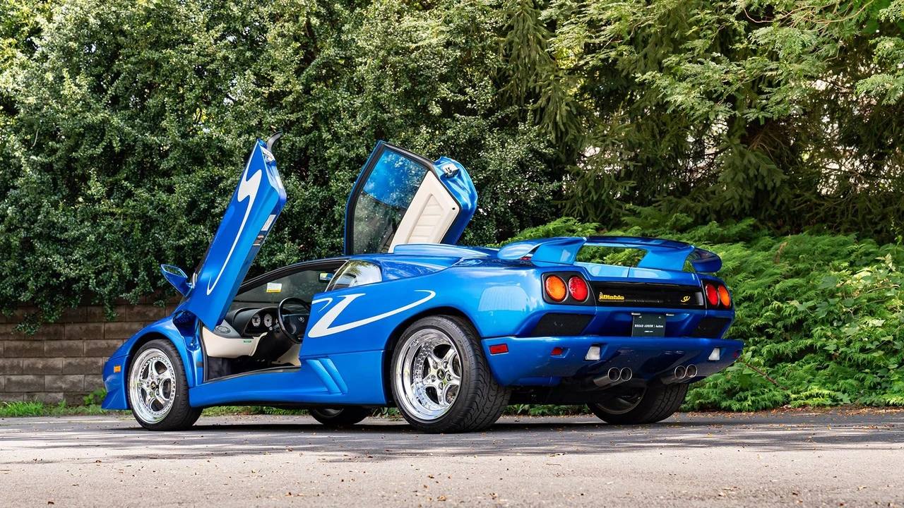 1998 Lamborghini Diablo SV - Image 21 of 31