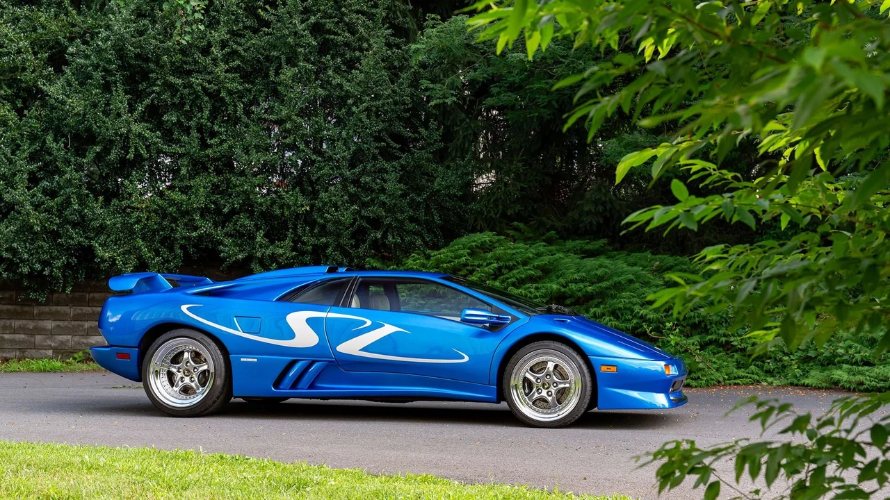 1998 Lamborghini Diablo SV - Image 11 of 31